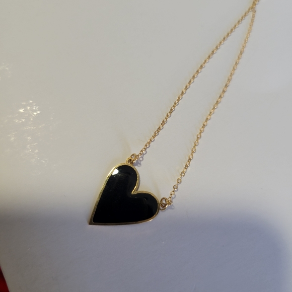 10 kt Gold Black Enamel Heart Necklace - Picture 2 of 5